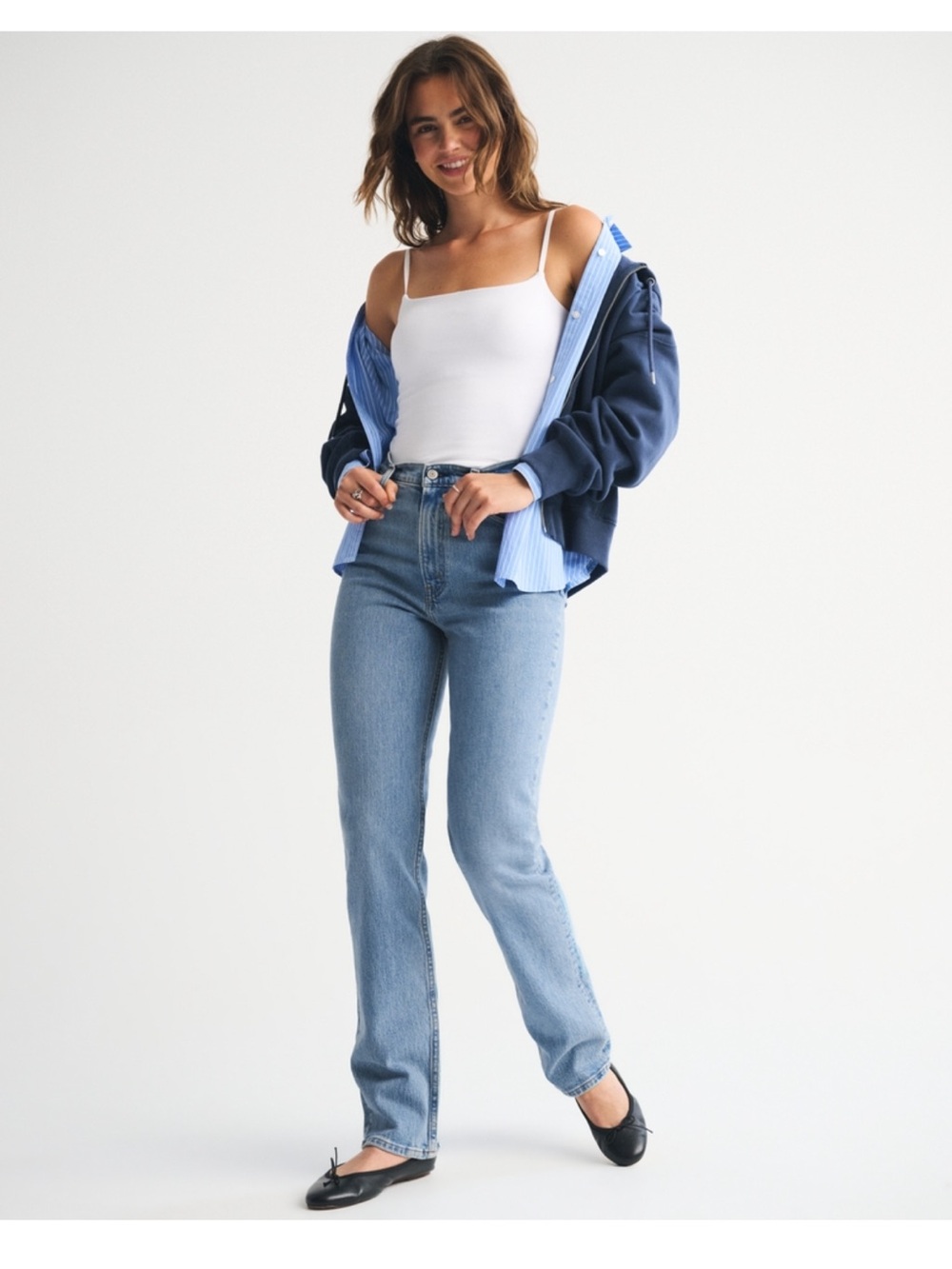 Abercrombie & Fitch Women's ultra high rise 90s Straight-Leg Jeans in Light Blue